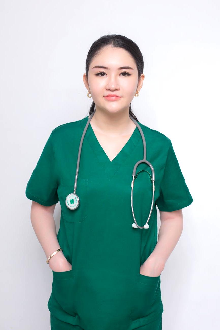 Dr. Eliza Morgan